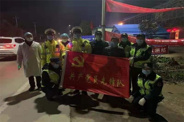 交警1.jpg